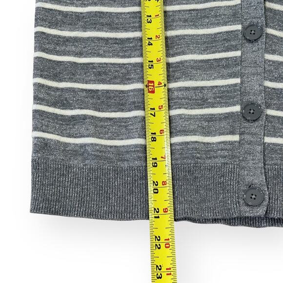 Talbots Women MP Sweater Cardigan Lightweight Short Sleeve Metallic Silver White - Picture 8 of 8